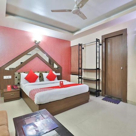 Oyo 4161 Hotel Shailly Inn Ahmedabad Exterior foto